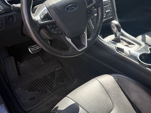 Used 2016 Ford Fusion Titanium AWD/4WD image 5