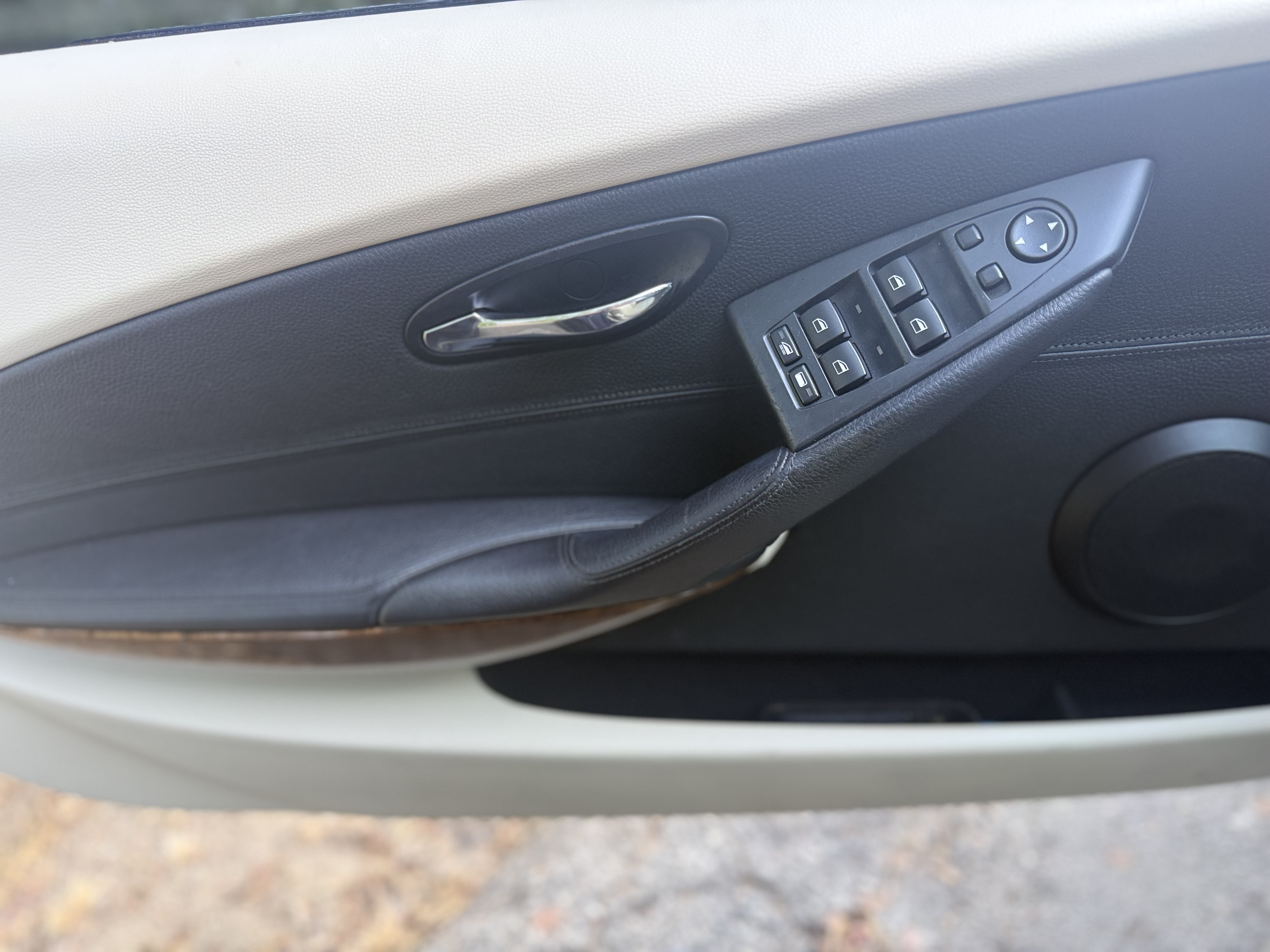 Used 2008 BMW 650i Convertible RWD image 14