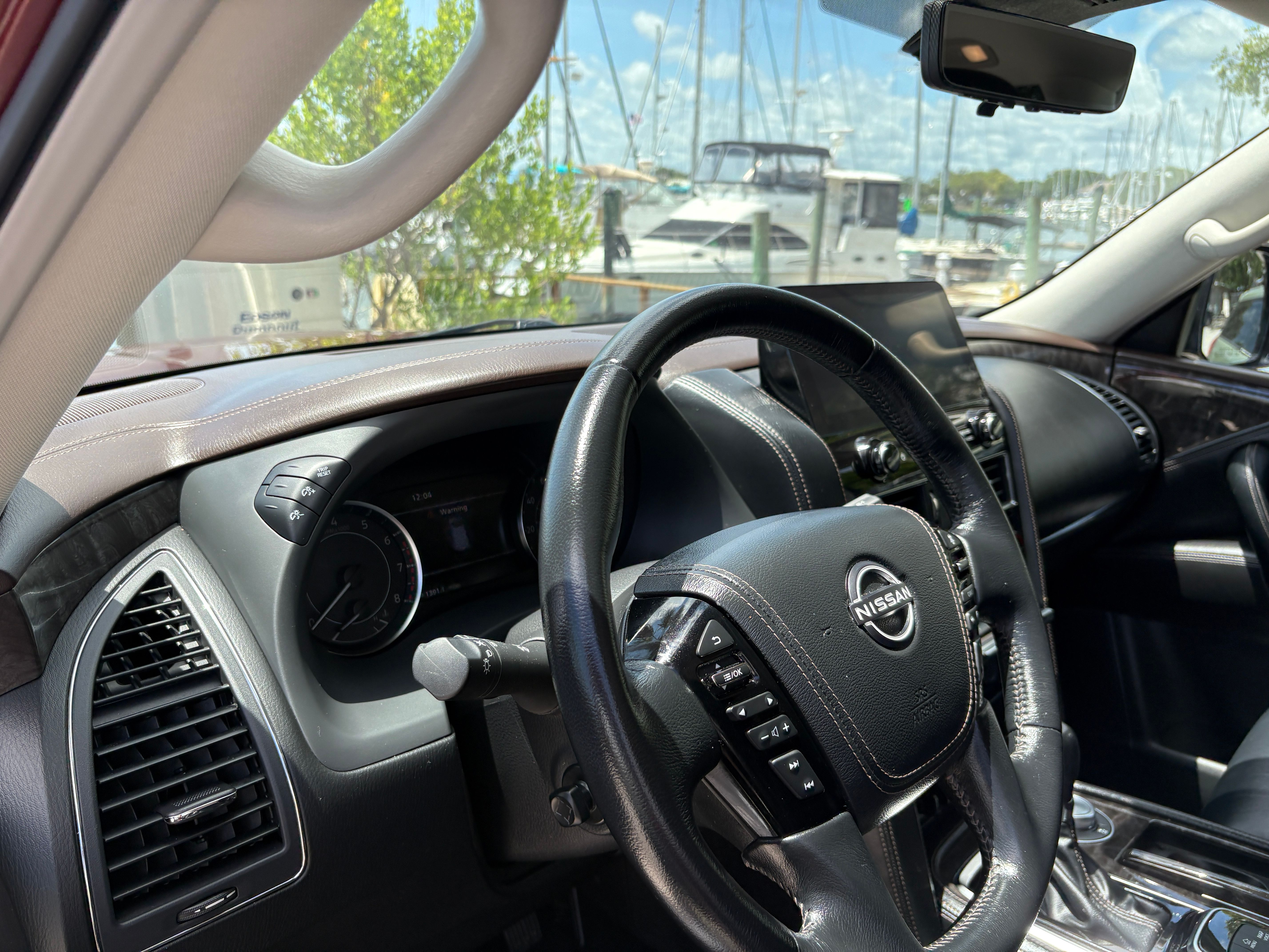 Used 2024 Nissan Armada Platinum w/ Cargo Package AWD/4WD image 9