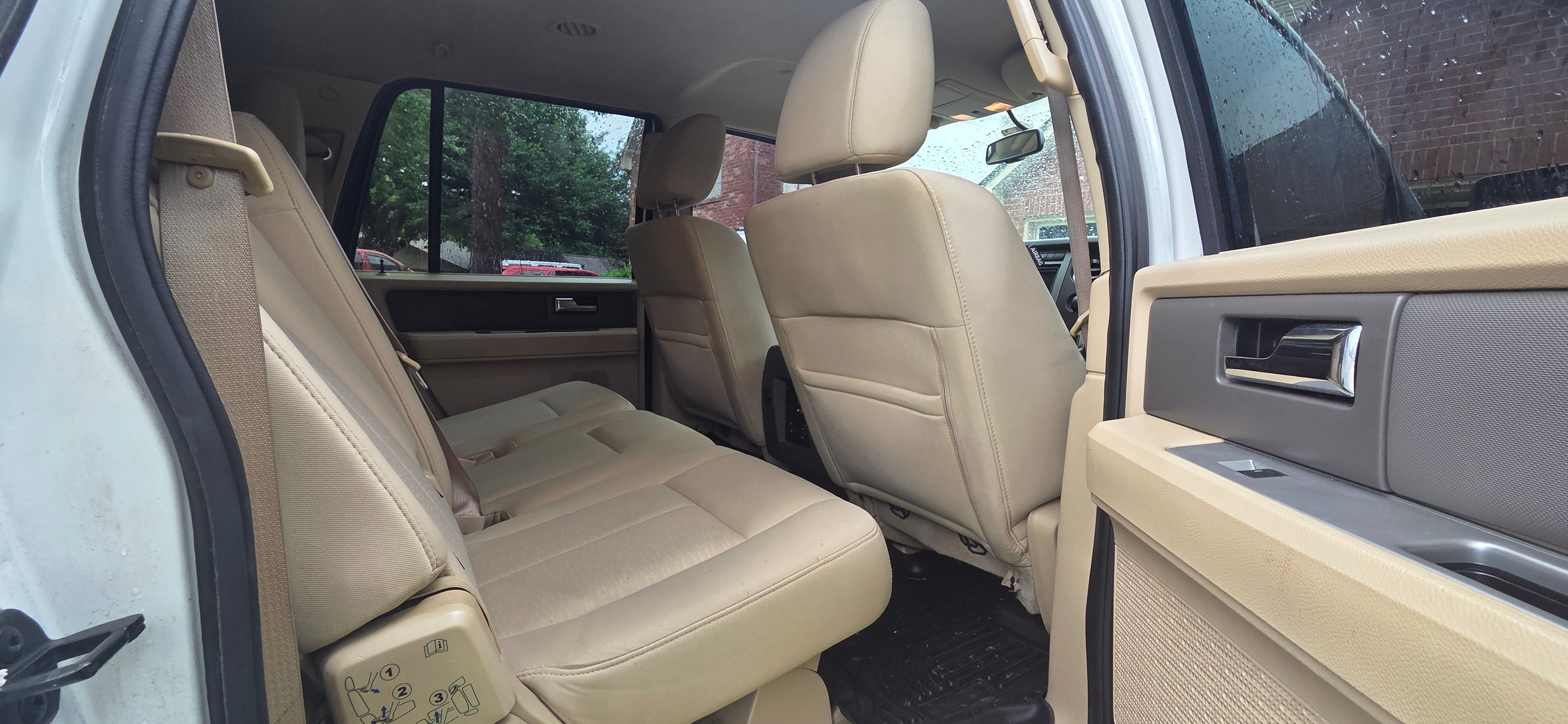 Used 2013 Ford Expedition EL XLT RWD image 13