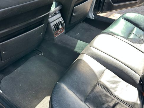 Used 2001 BMW 740iL image 29