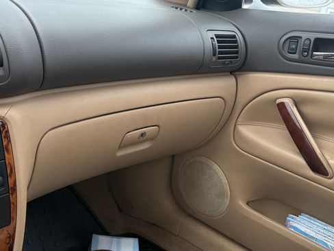 Used 2005 Volkswagen Passat GLS image 14