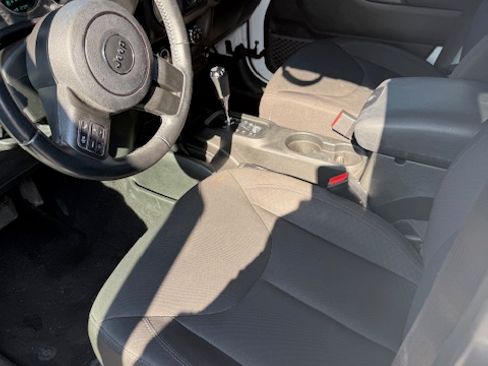 Used 2017 Jeep Wrangler Unlimited Sport w/ Quick Order Package 24S image 8