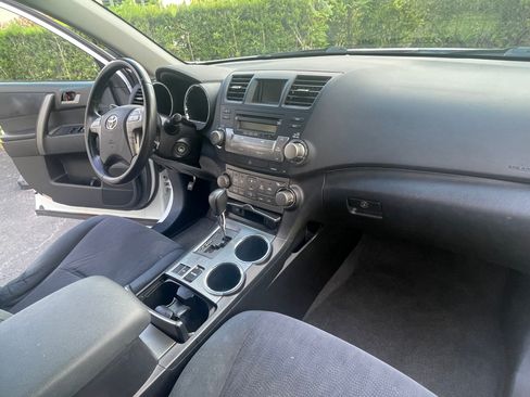 Used 2009 Toyota Highlander Sport FWD image 15