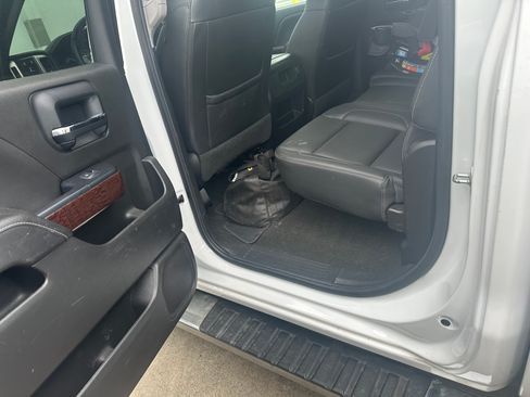 Used 2018 GMC Sierra 1500 SLT image 8