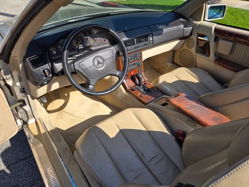 Used 1995 Mercedes-Benz SL 500 image 6