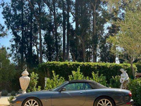 Used 2000 Jaguar XK8 Convertible image 22