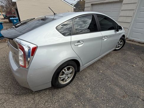 Used 2015 Toyota Prius Two image 14