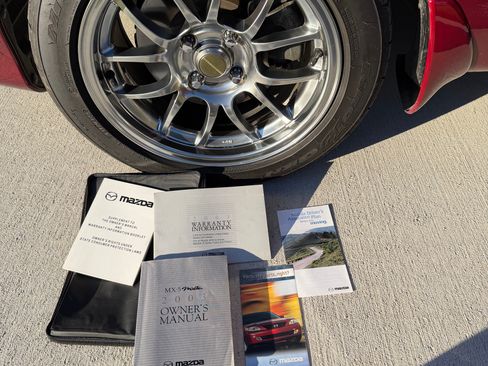 Used 2003 MAZDA MX-5 Miata image 22