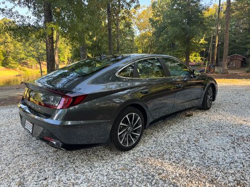 Used 2022 Hyundai Sonata Limited FWD image 6