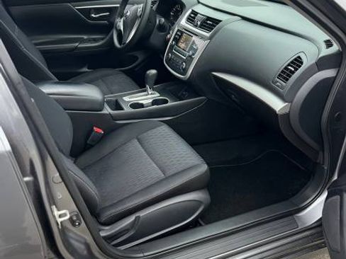 Used 2018 Nissan Altima 2.5 S w/ S Convenience Package image 8