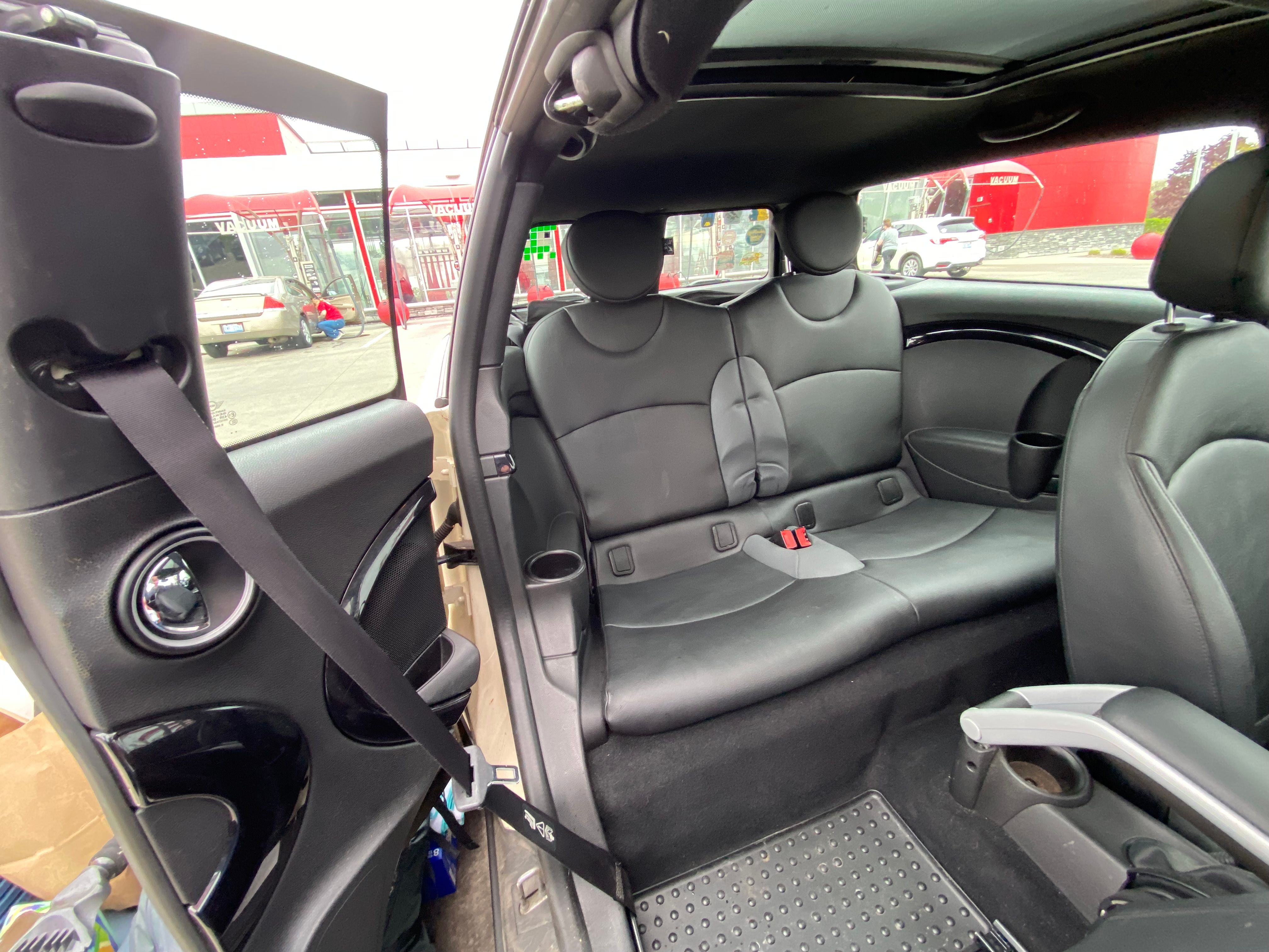 Used 2010 MINI Cooper Clubman S FWD image 15