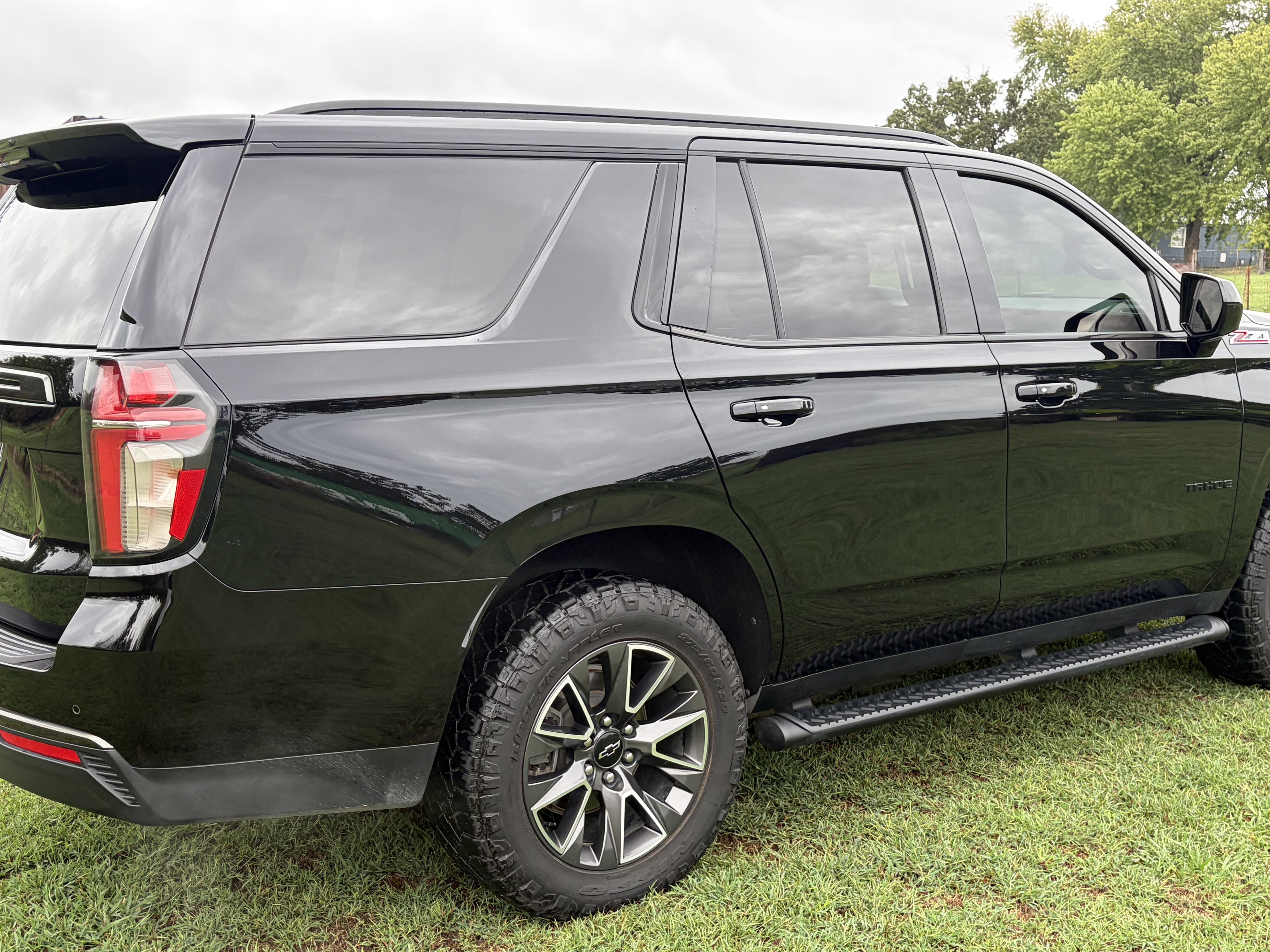 Used 2021 Chevrolet Tahoe Z71 AWD/4WD image 6
