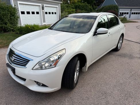 Used 2013 INFINITI G37 x Sedan w/ Premium Pkg AWD/4WD image 1