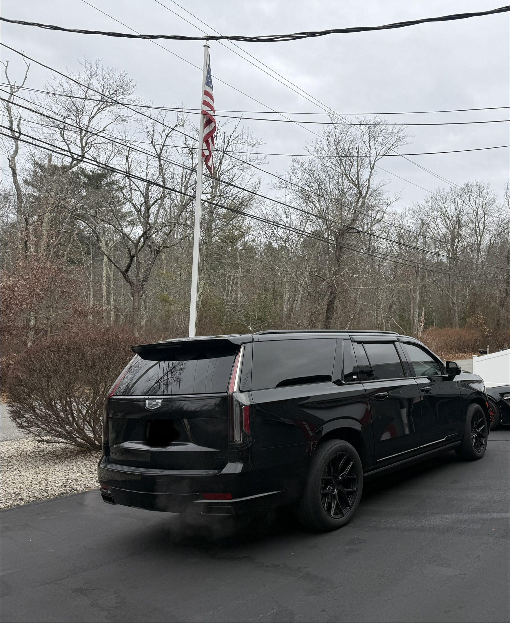 Used 2022 Cadillac Escalade ESV Sport Platinum w/ Heavy-Duty Trailer Package AWD/4WD image 11