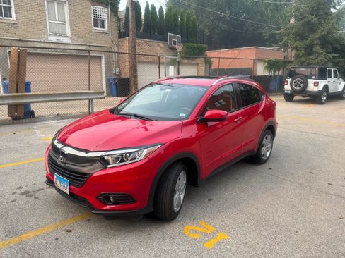 Used 2020 Honda HR-V EX image 1