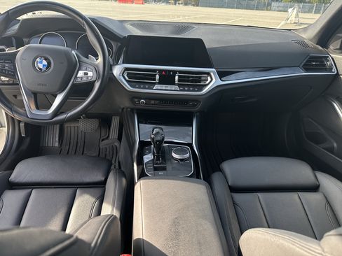 Used 2019 BMW 330i Sedan w/ Driving Assistance Package image 8