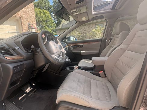 Used 2017 Honda CR-V EX image 8