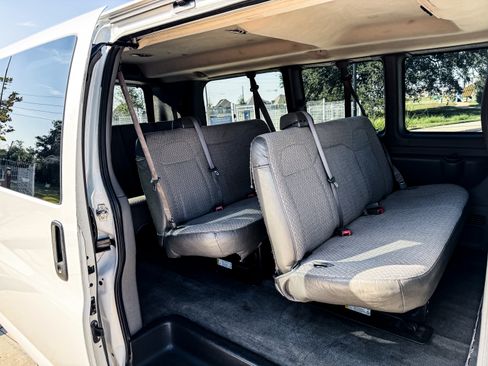 Used 2013 Chevrolet Express 3500 LT w/ LT Preferred Equipment Group image 14