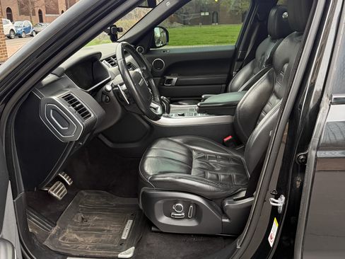 Used 2016 Land Rover Range Rover Sport HST image 11