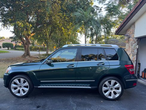 Used 2011 Mercedes-Benz GLK 350 2WD image 1