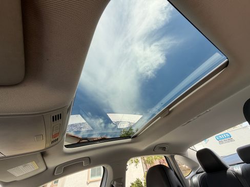 Used 2019 Volkswagen Jetta SEL FWD image 5