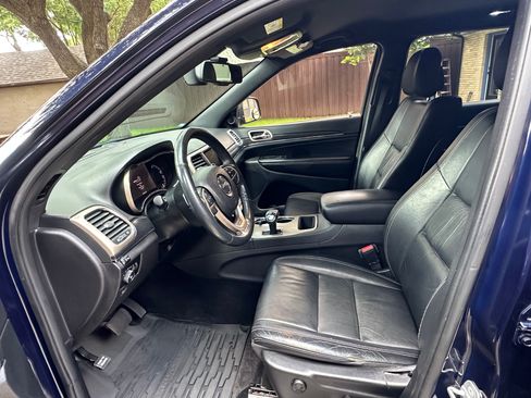 Used 2014 Jeep Grand Cherokee Limited w/ Trailer Tow Group IV RWD image 11