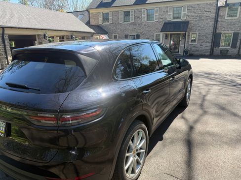 Used 2019 Porsche Cayenne image 4