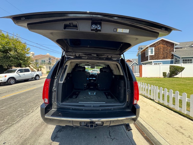Used 2008 Cadillac Escalade AWD image 9