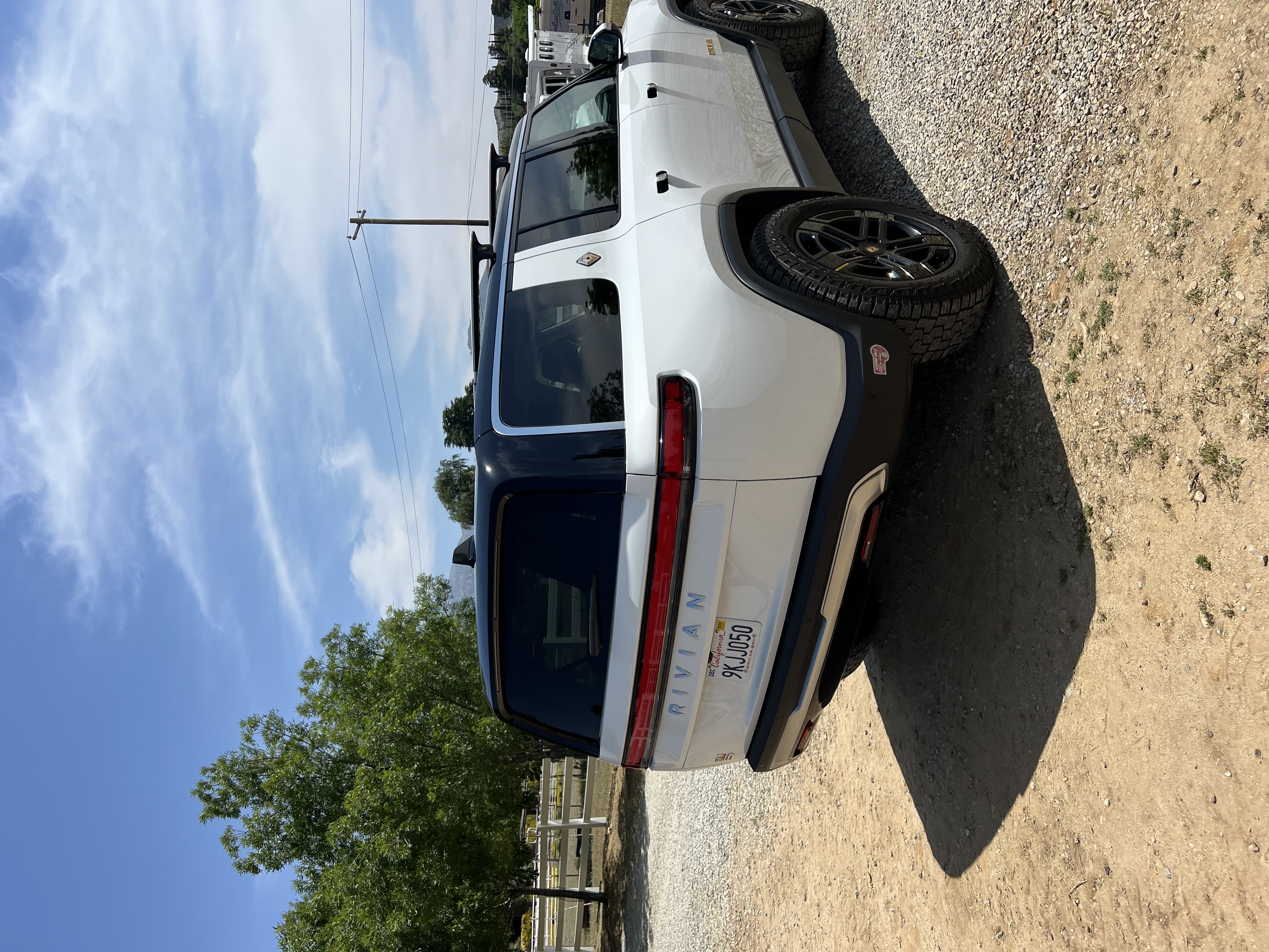 Used 2023 Rivian R1S Adventure Quad AWD/4WD image 2