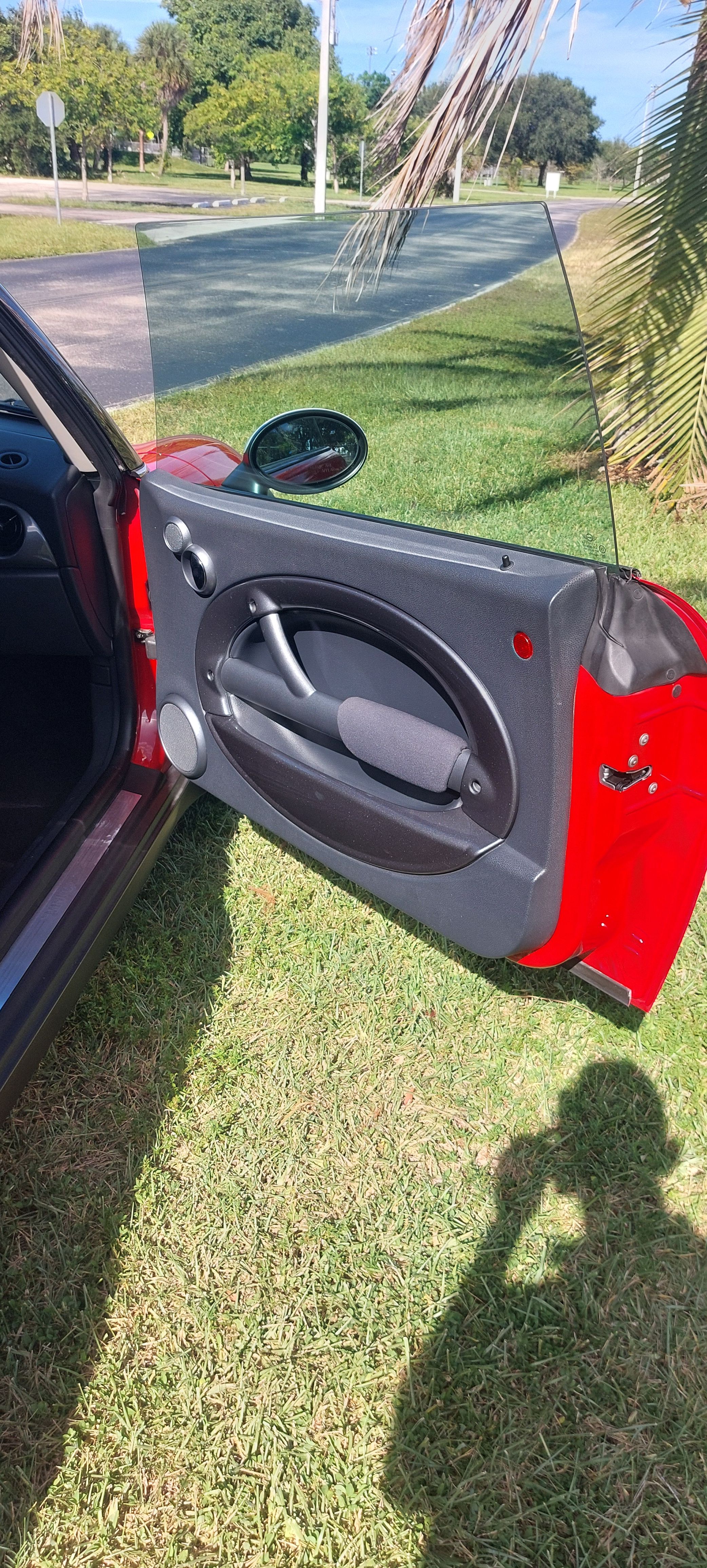 Used 2004 MINI Cooper Hardtop FWD image 15