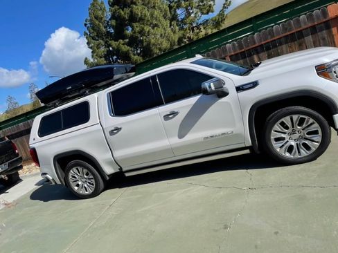 Used 2021 GMC Sierra 1500 Denali w/ Denali Ultimate Package image 16