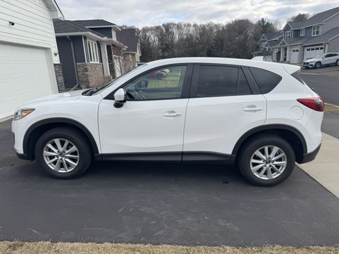 Used 2015 MAZDA CX-5 Touring image 2