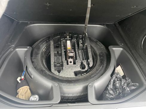 Used 2014 Jeep Grand Cherokee Limited image 15