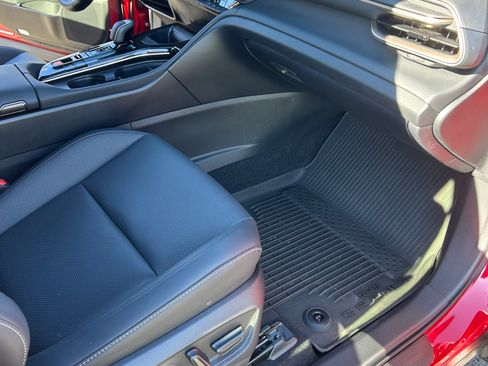 Used 2025 Toyota Crown Signia image 11