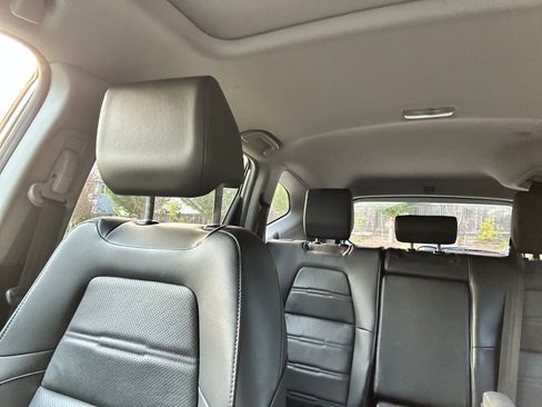 Used 2017 Honda CR-V EX-L image 12