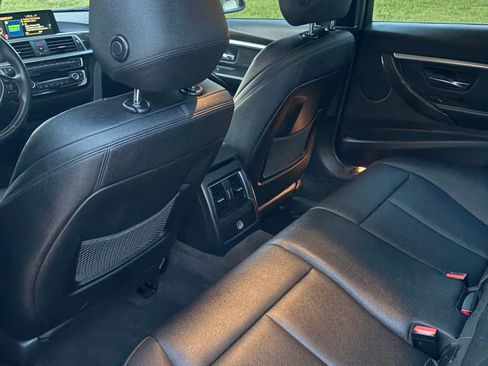 Used 2016 BMW 328i xDrive Sedan AWD/4WD image 11