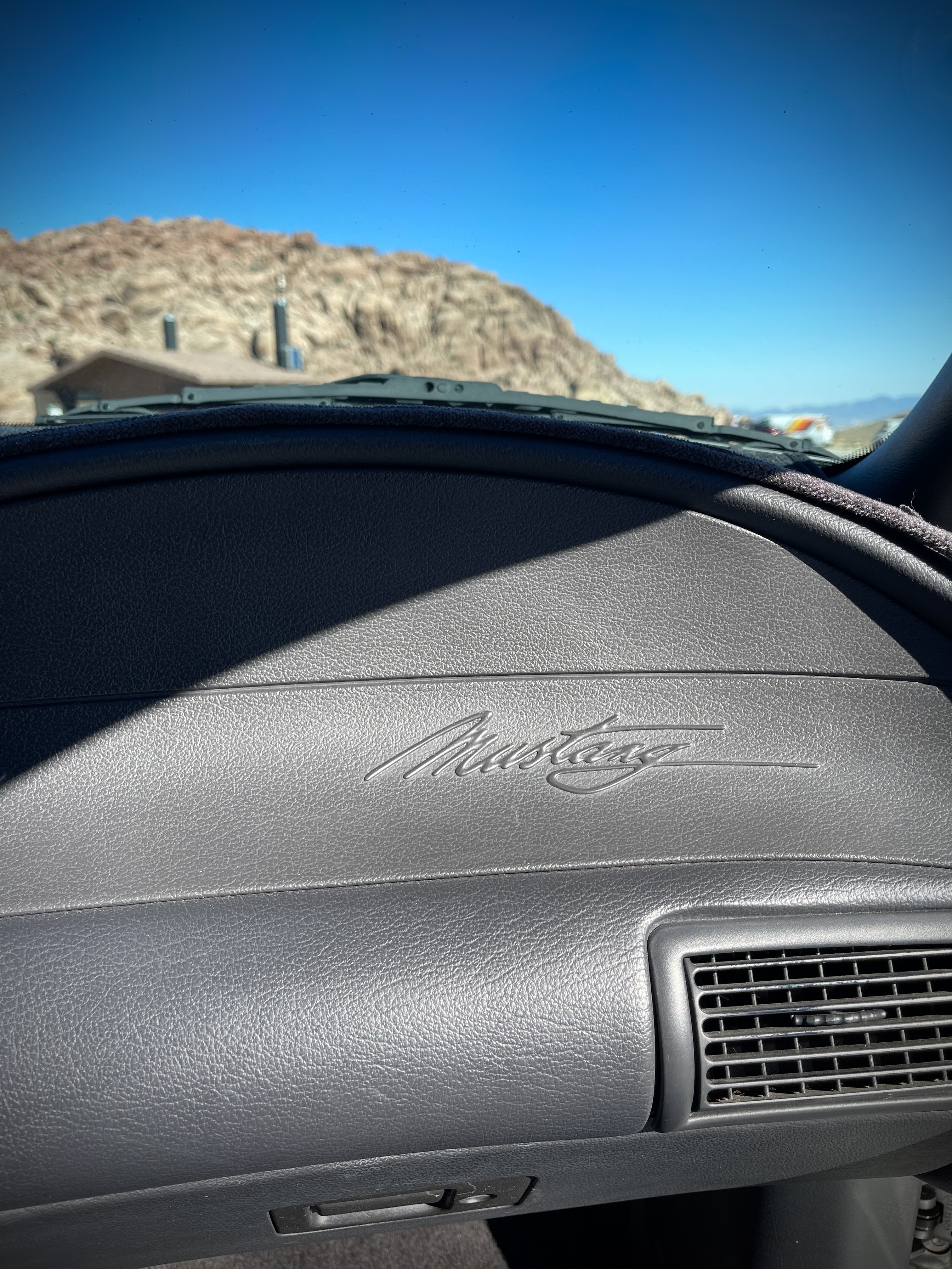 Used 2003 Ford Mustang Coupe RWD image 19