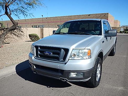 Used 2005 Ford F150 FX4 image 2