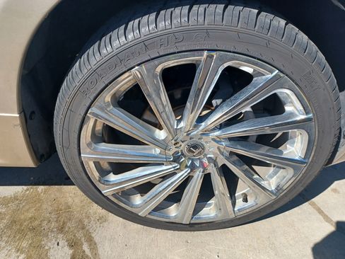 Used 2005 Cadillac SRX Luxury image 18