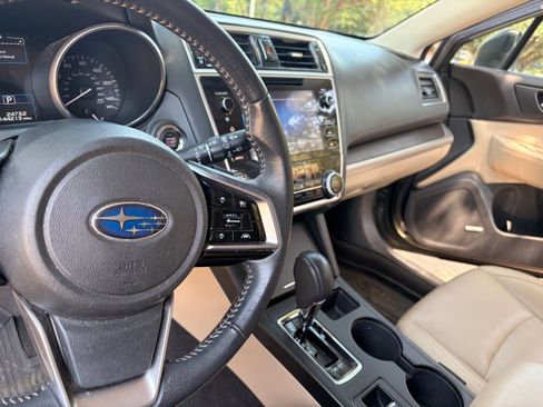 Used 2018 Subaru Outback 2.5i Limited AWD/4WD image 22