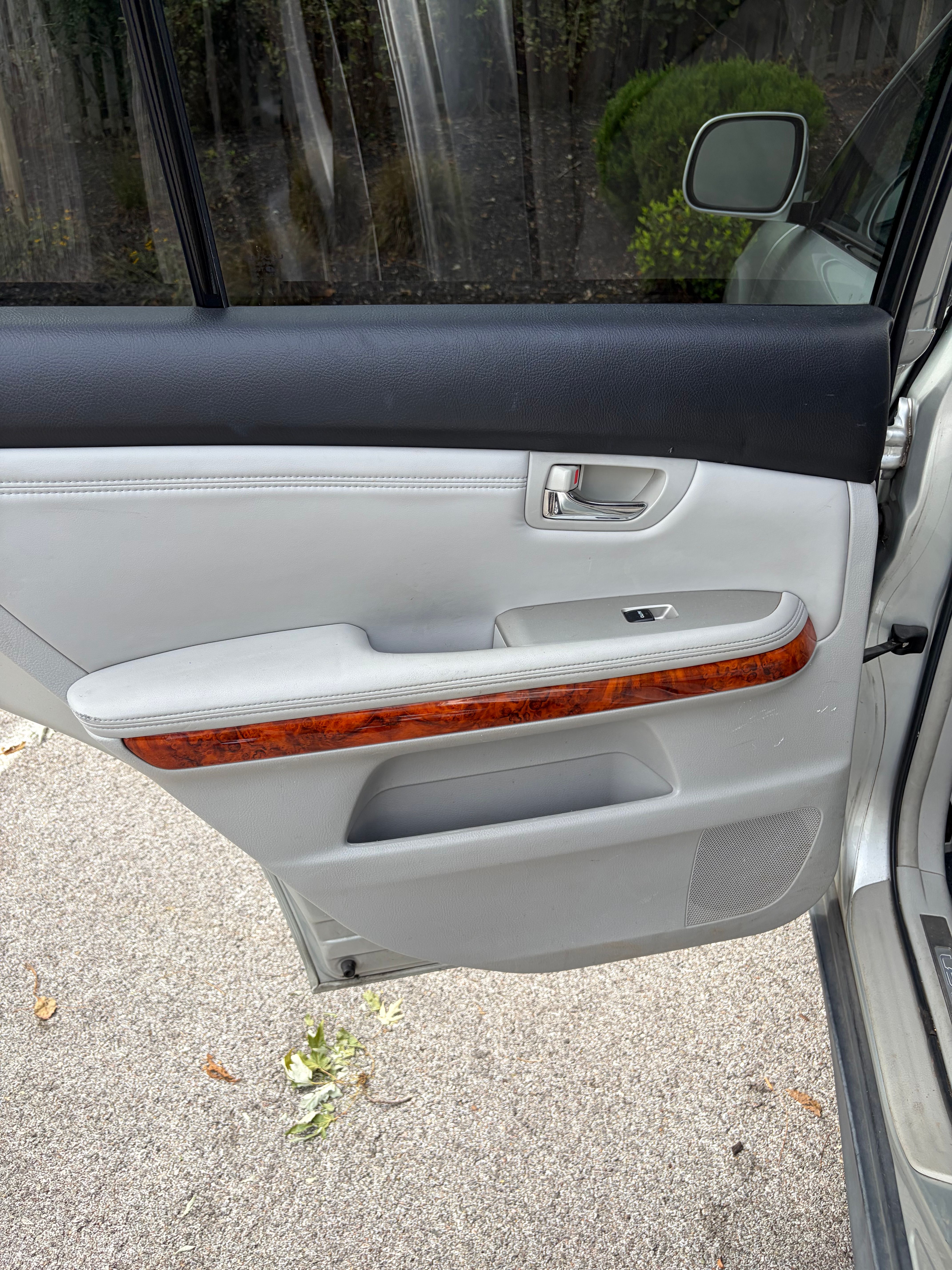 Used 2005 Lexus RX 330 AWD image 17