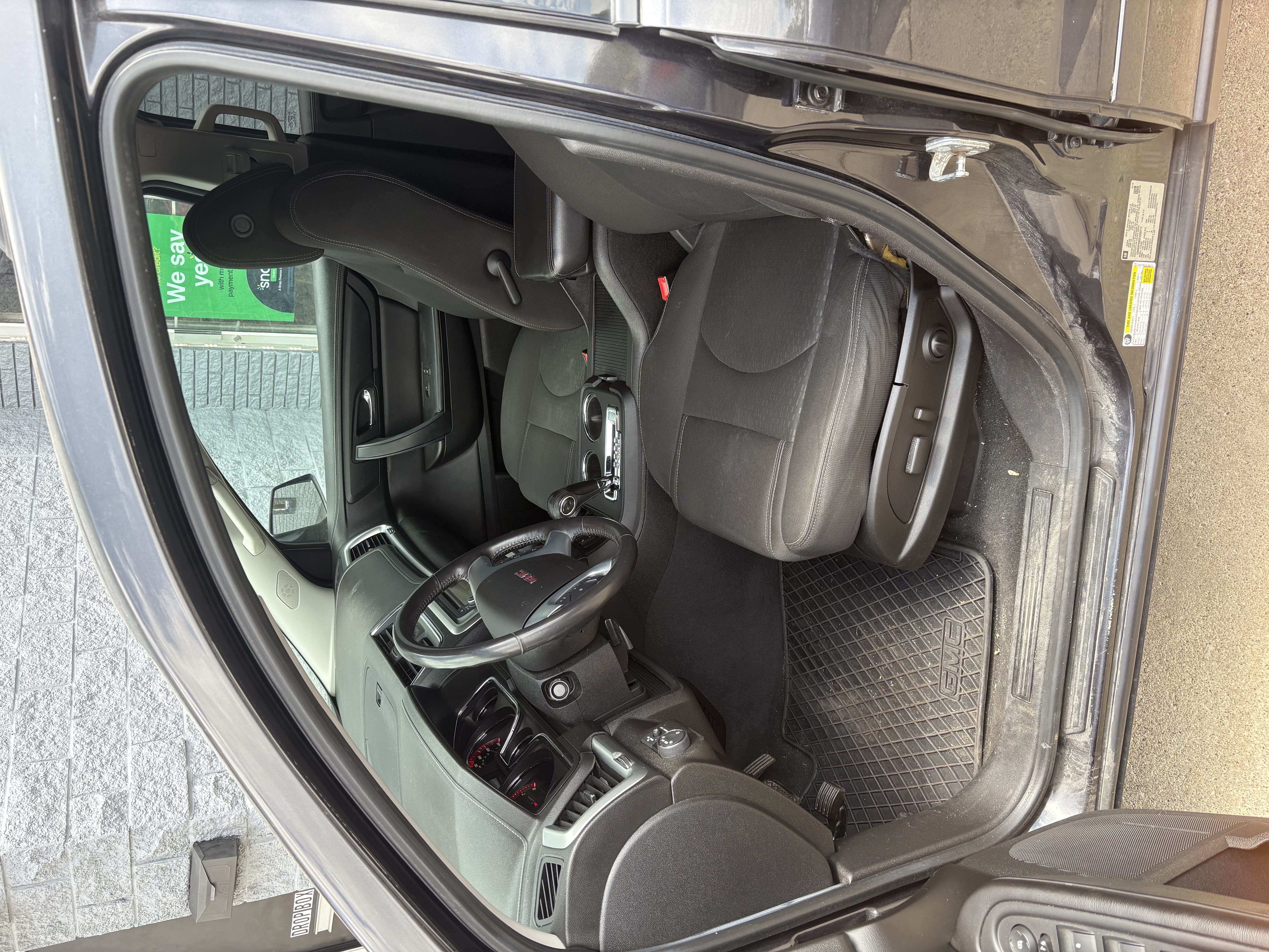 Used 2015 GMC Acadia SLE AWD/4WD image 13