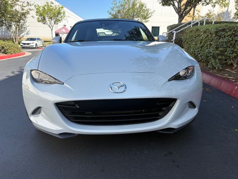 Used 2016 MAZDA MX-5 Miata Grand Touring RWD image 5
