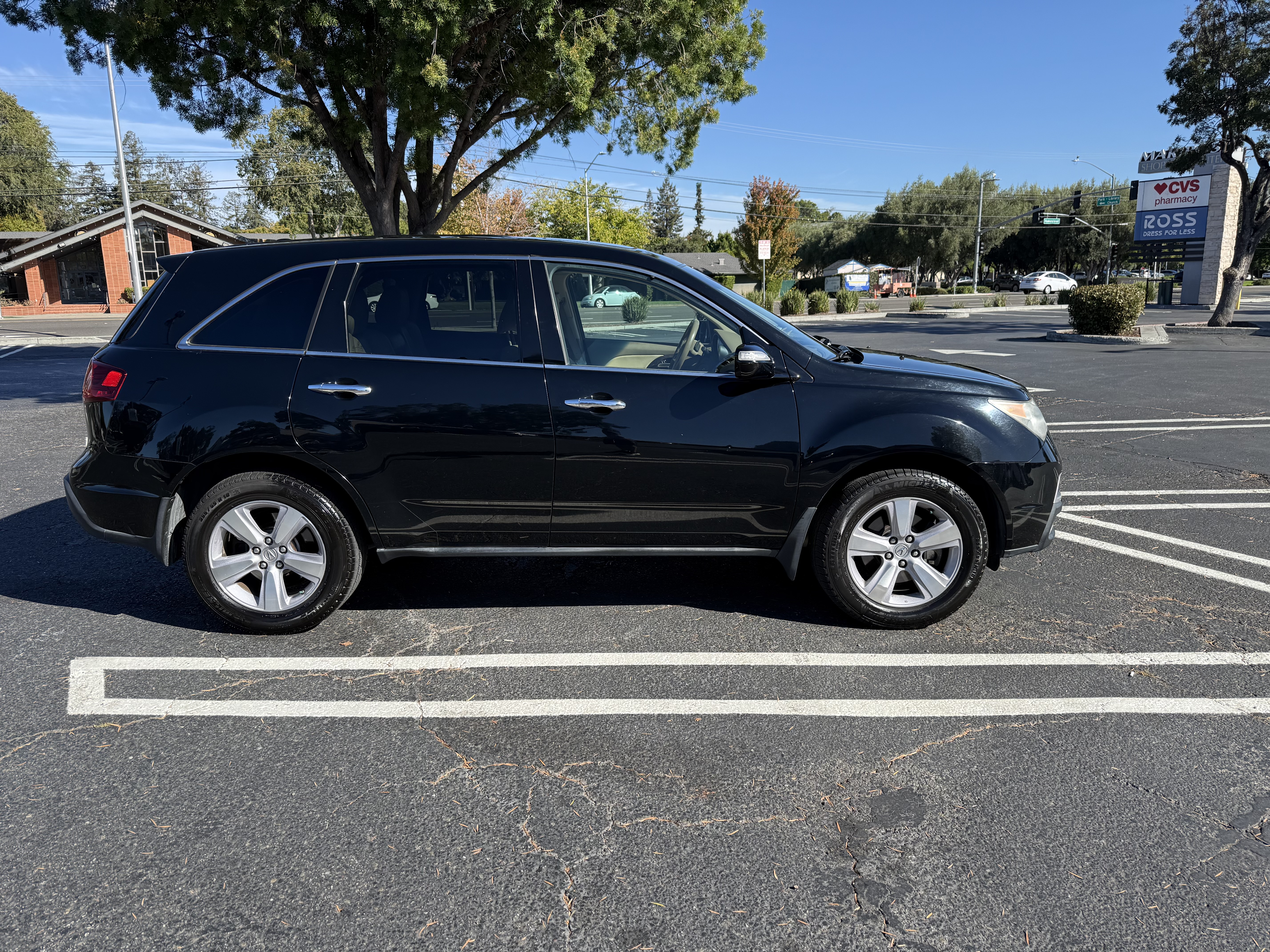 Used 2013 Acura MDX w/ Technology Package AWD/4WD image 4