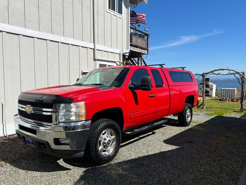 Used 2011 Chevrolet Silverado 2500 LT w/ Interior Plus Package image 1