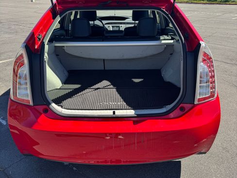 Used 2015 Toyota Prius Persona Series FWD image 8