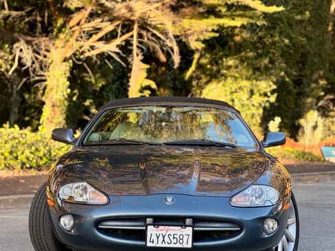 Used 2000 Jaguar XK8 Convertible image 4