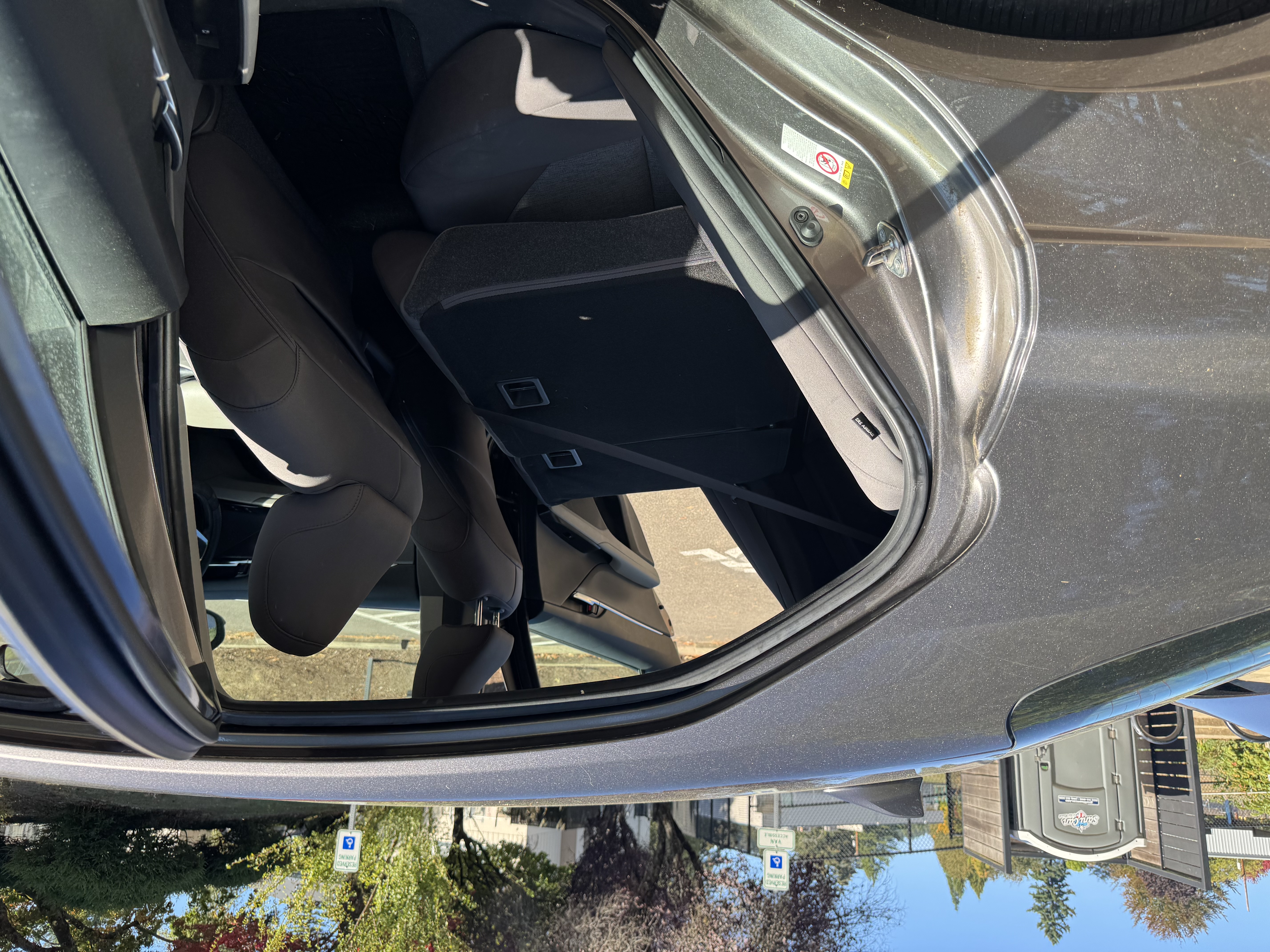 Used 2019 Toyota Camry LE FWD image 21