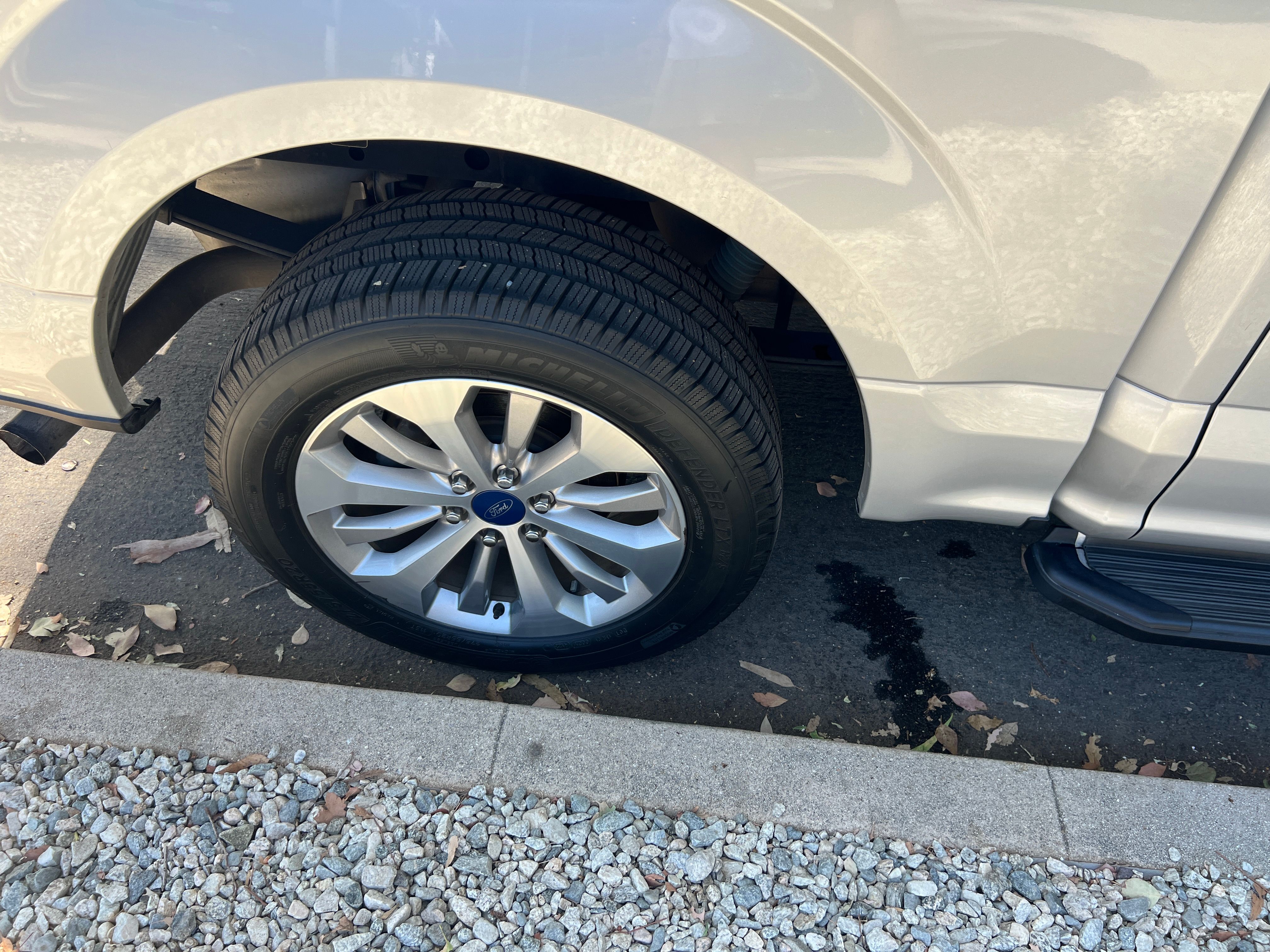 Used 2018 Ford F150 XL w/ Equipment Group 101A Mid RWD image 17
